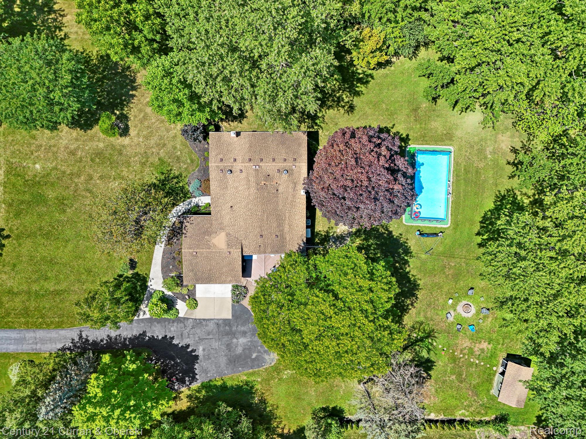 Canton Charter Township, Michigan, 48188, United States, 5 Bedrooms Bedrooms, ,3 BathroomsBathrooms,Residential,For Sale,1904333