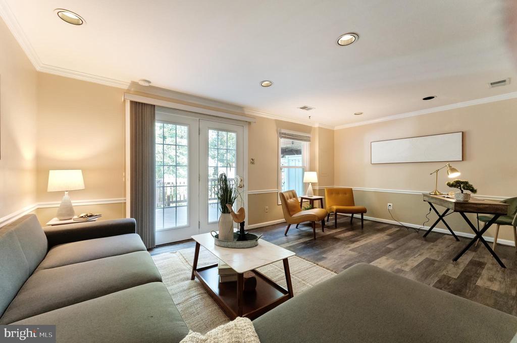 Reston, Virginia, 20194, United States, 3 Bedrooms Bedrooms, ,4 BathroomsBathrooms,Residential,For Sale,1942632
