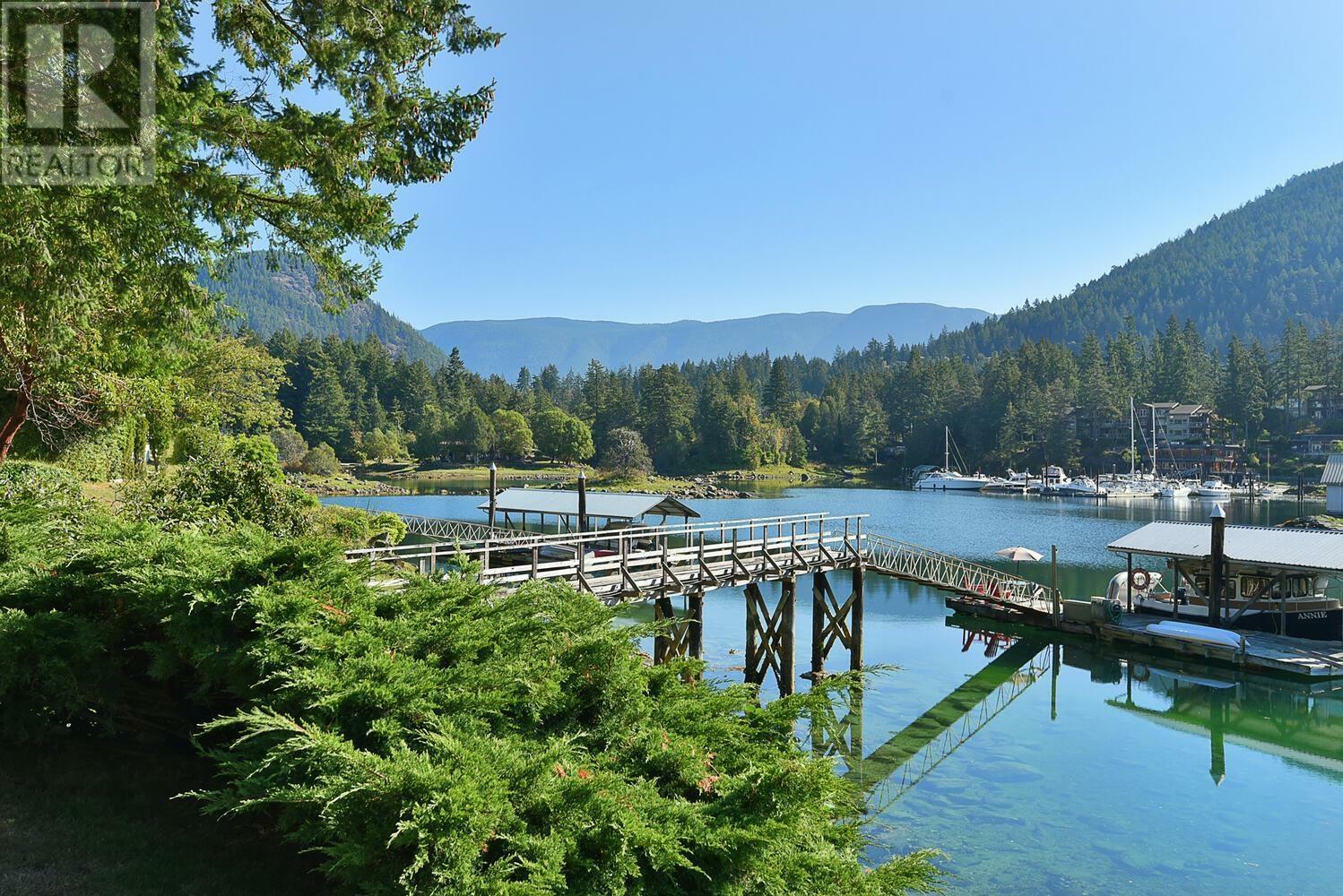MADEIRA PARK, British Columbia, V0N 2H1, CA, 3 Bedrooms Bedrooms, ,3 BathroomsBathrooms,Residential,For Sale,1837526
