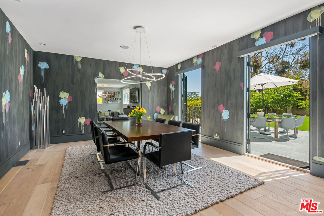 Los Angeles, California, 90077, United States, 5 Bedrooms Bedrooms, ,7 BathroomsBathrooms,Residential,For Sale,1768460