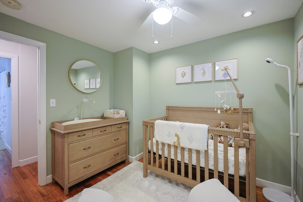 Framingham, Massachusetts, 01701, United States, 3 Bedrooms Bedrooms, ,2 BathroomsBathrooms,Residential,For Sale,1987997