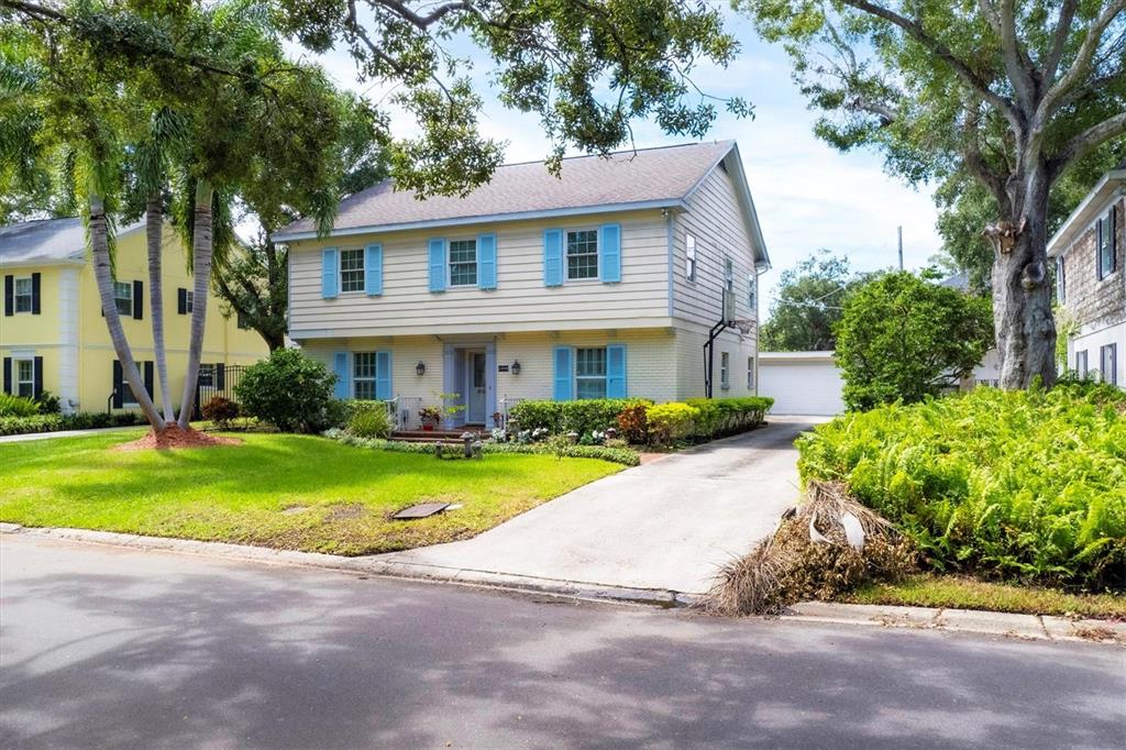 Tampa, Florida, 33629, United States, 4 Bedrooms Bedrooms, ,3 BathroomsBathrooms,Residential,For Sale,1885727