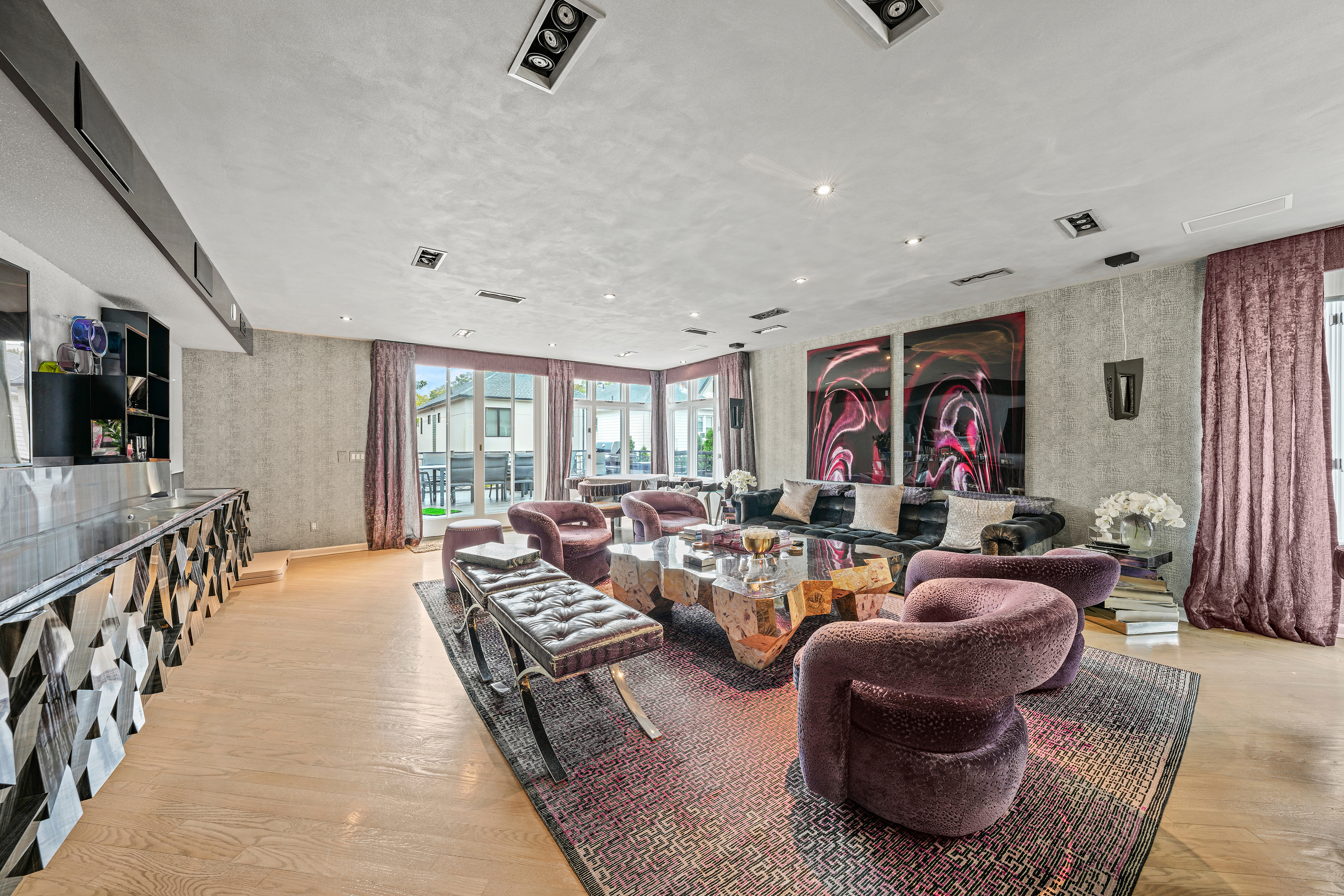 Brooklyn, New York, 11230, United States, 7 Bedrooms Bedrooms, ,7 BathroomsBathrooms,Residential,For Sale,1990227