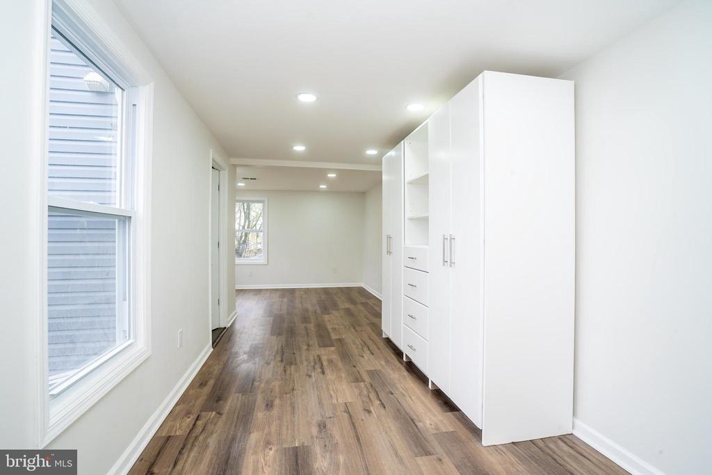 Hightstown, New Jersey, 08520, United States, 7 Bedrooms Bedrooms, ,5 BathroomsBathrooms,Residential,For Sale,1938166