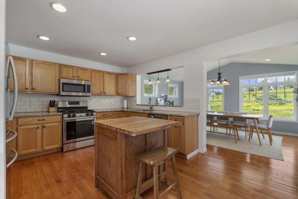 Petoskey, Michigan, 49770, United States, 4 Bedrooms Bedrooms, ,3 BathroomsBathrooms,Residential,For Sale,1932597