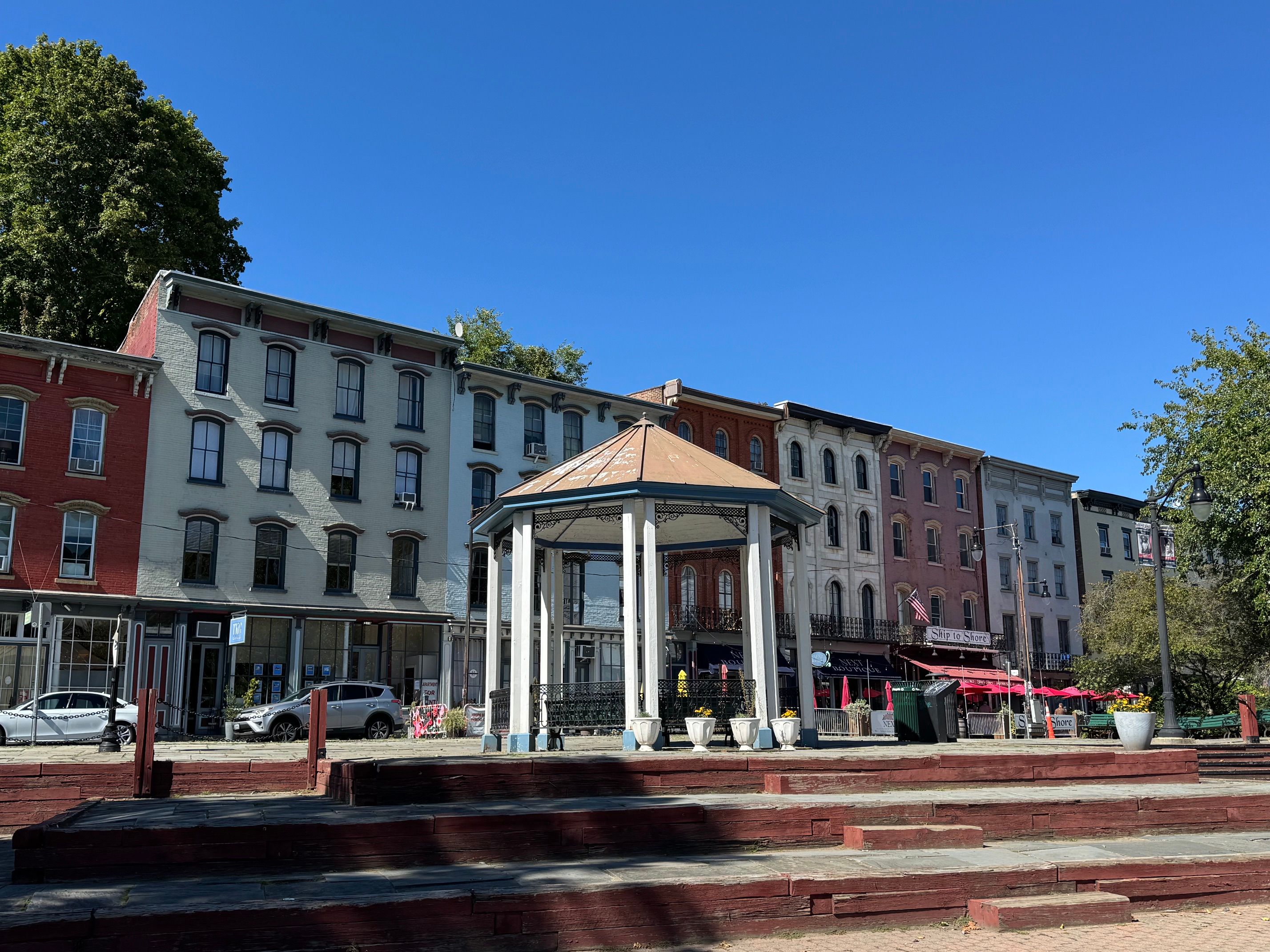  103 E Chester Street, Kingston, NY, 12401 - 物件實景