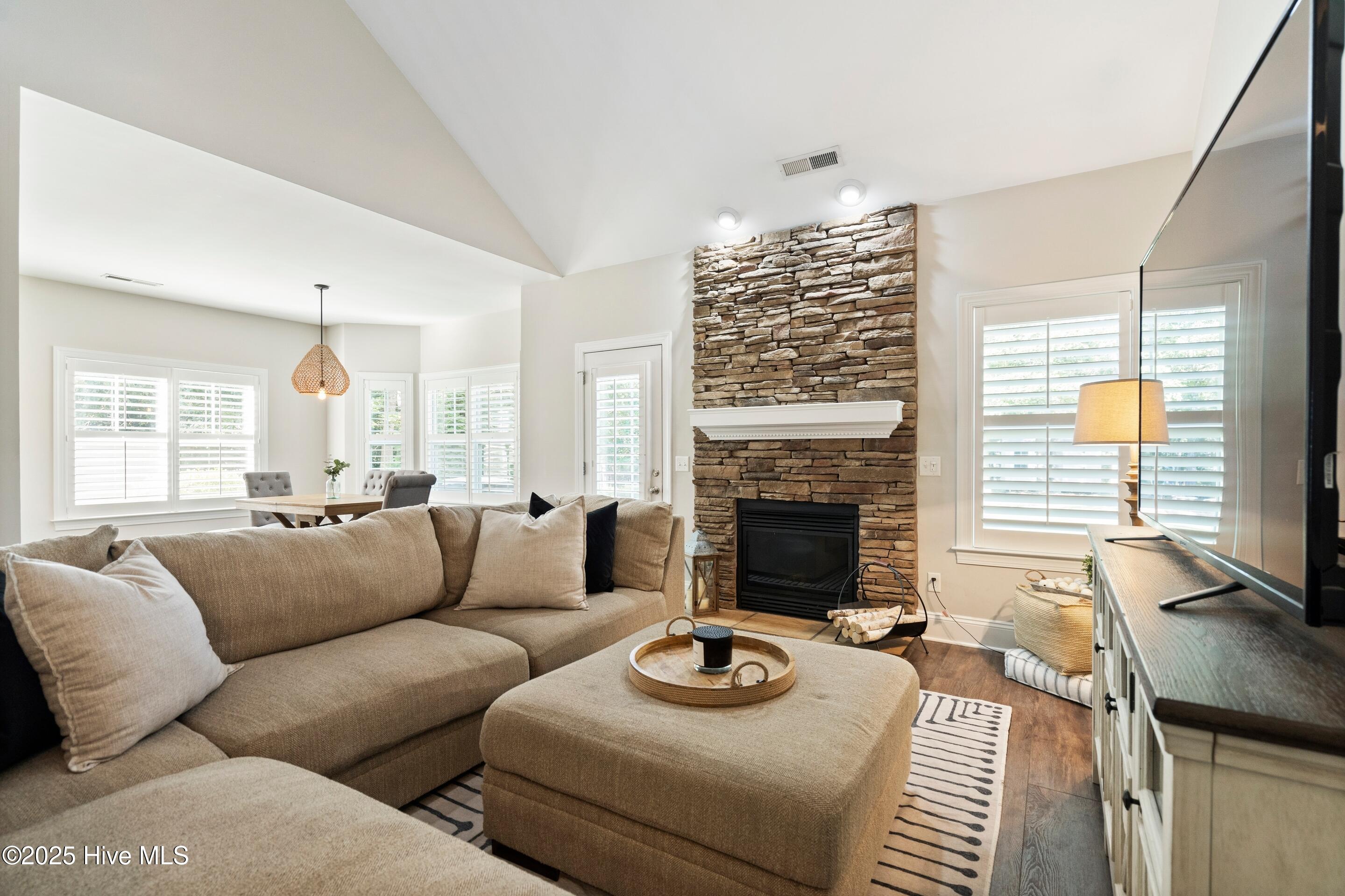 Hampstead, North Carolina, 28443, United States, 4 Bedrooms Bedrooms, ,3 BathroomsBathrooms,Residential,For Sale,1941997