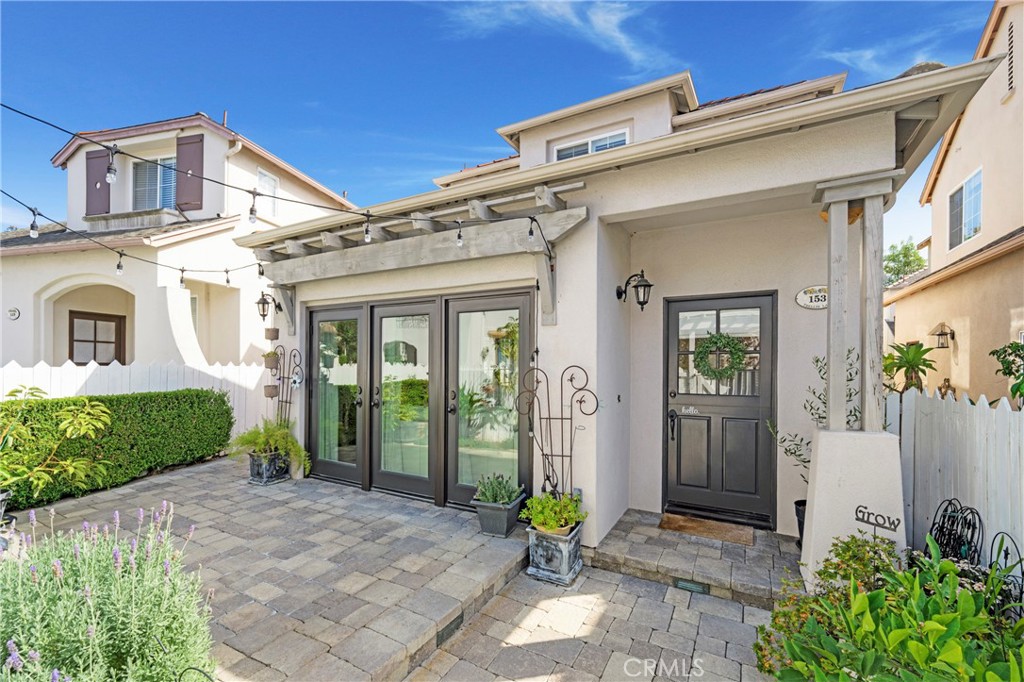 Irvine, California, 92620, United States, 2 Bedrooms Bedrooms, ,3 BathroomsBathrooms,Residential,For Sale,2001846