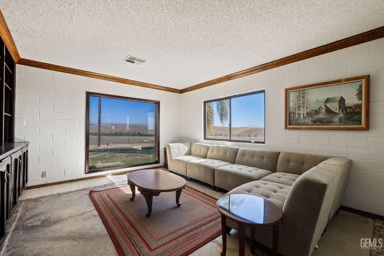 Mc Farland, California, 93250, United States, 3 Bedrooms Bedrooms, ,2 BathroomsBathrooms,Residential,For Sale,1994754