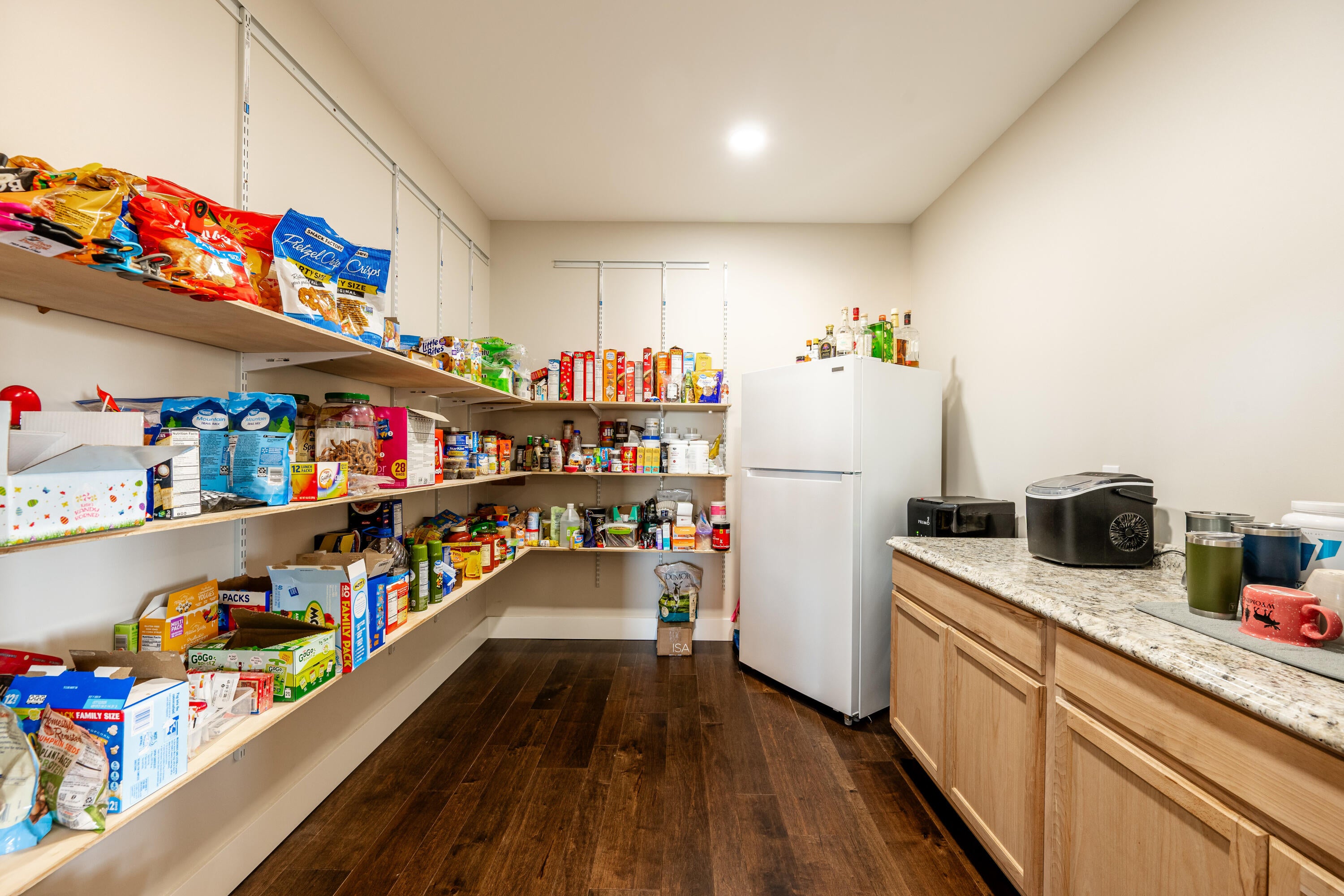 Ranchester, Wyoming, 82839, United States, 5 Bedrooms Bedrooms, ,4 BathroomsBathrooms,Residential,For Sale,2016525