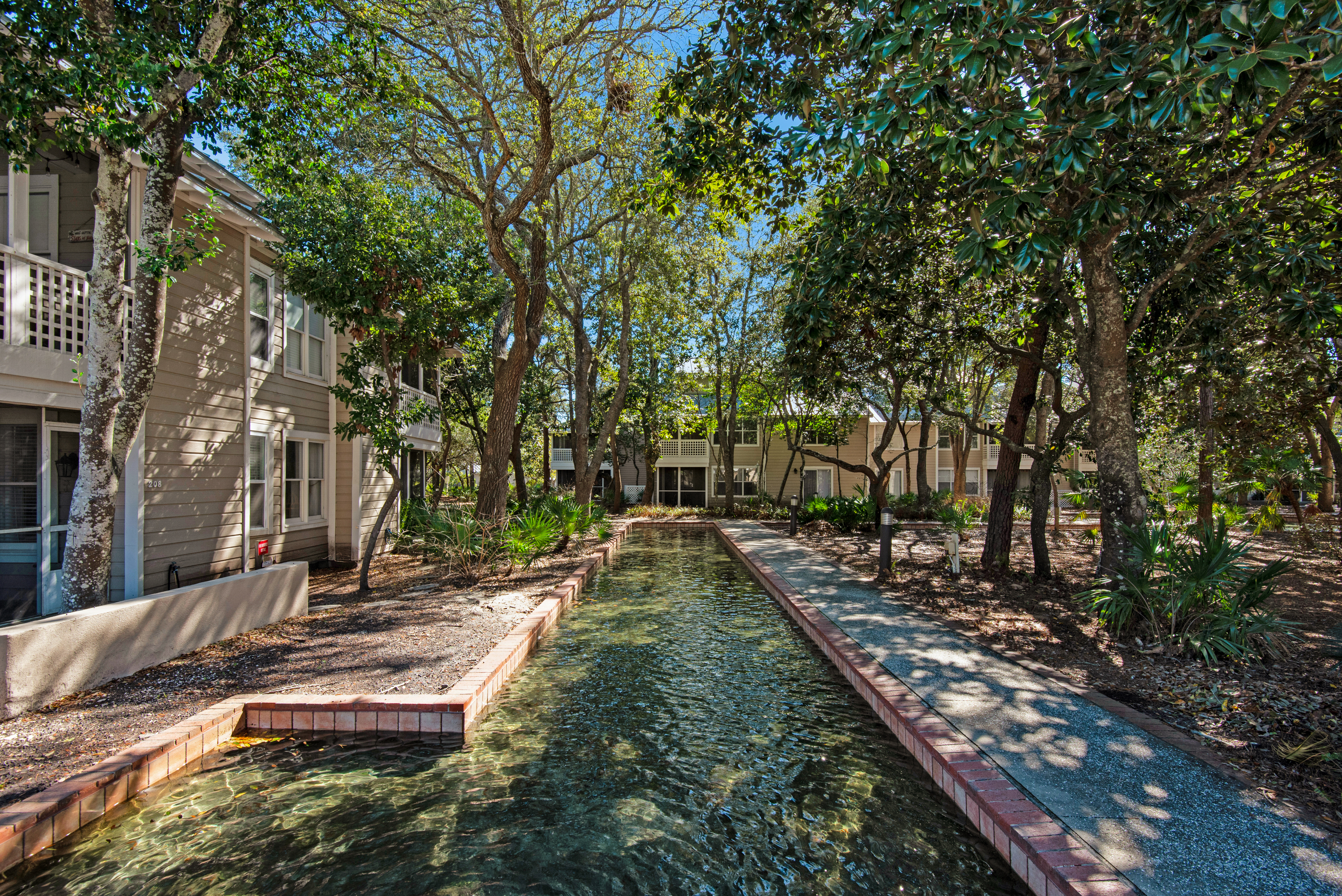  Renovated Ground-Floor Cottage With Deeded Beach Access - 物件實景