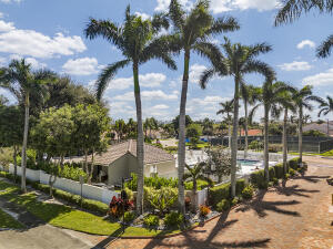 Delray Beach, Florida, 33483, United States, 3 Bedrooms Bedrooms, ,3 BathroomsBathrooms,Residential,For Sale,1979437