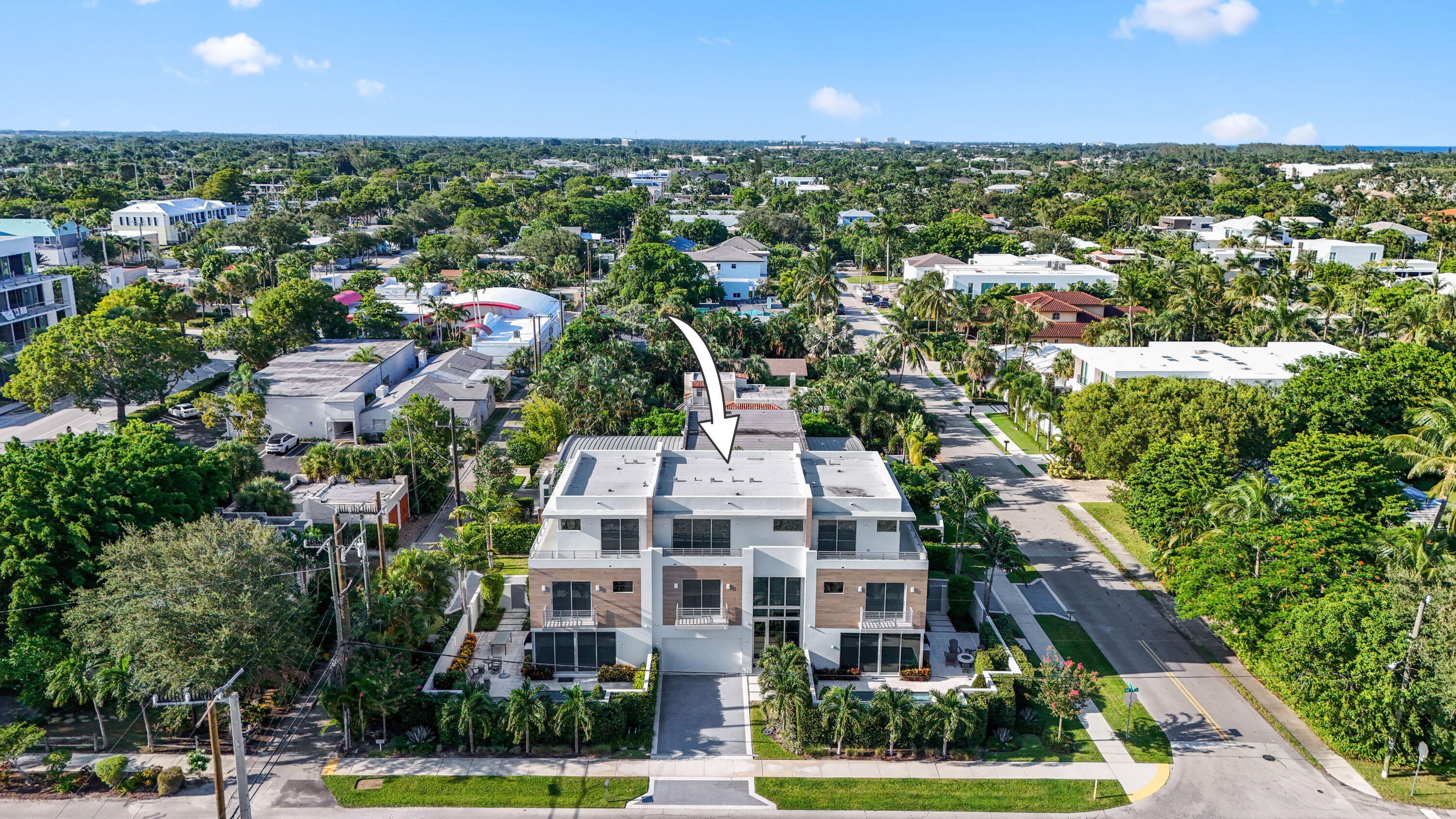 Delray Beach, Florida, 33483, United States, 3 Bedrooms Bedrooms, ,4 BathroomsBathrooms,Residential,For Sale,1940237