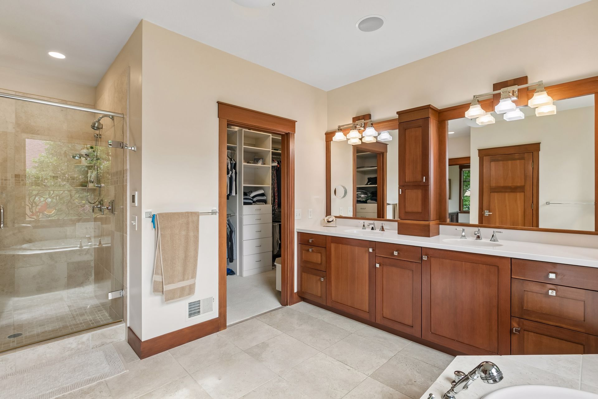  Luxury Custom Home in Wayzata’s Bluff Neighborhood - 物件實景