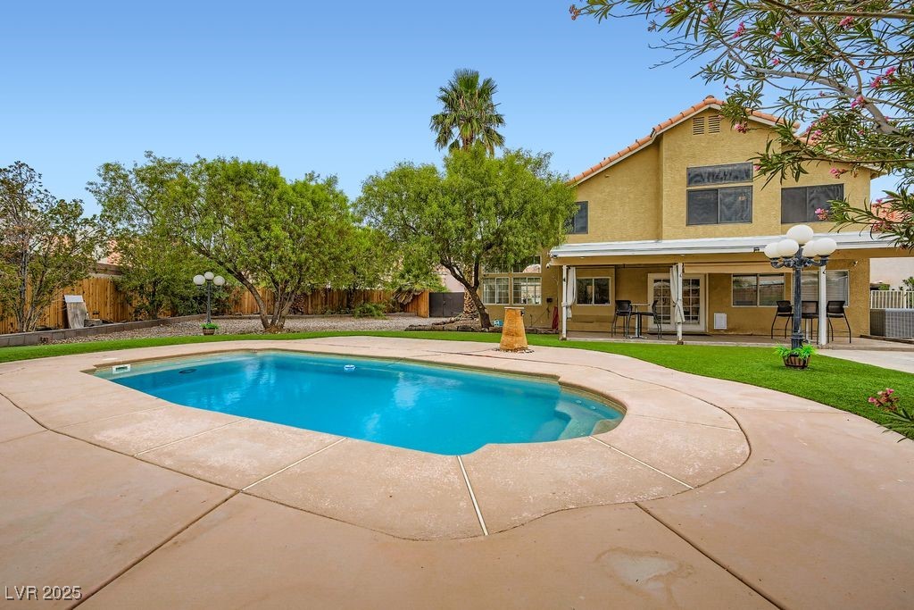 North Las Vegas, Nevada, 89031, United States, 4 Bedrooms Bedrooms, ,3 BathroomsBathrooms,Residential,For Sale,1941055