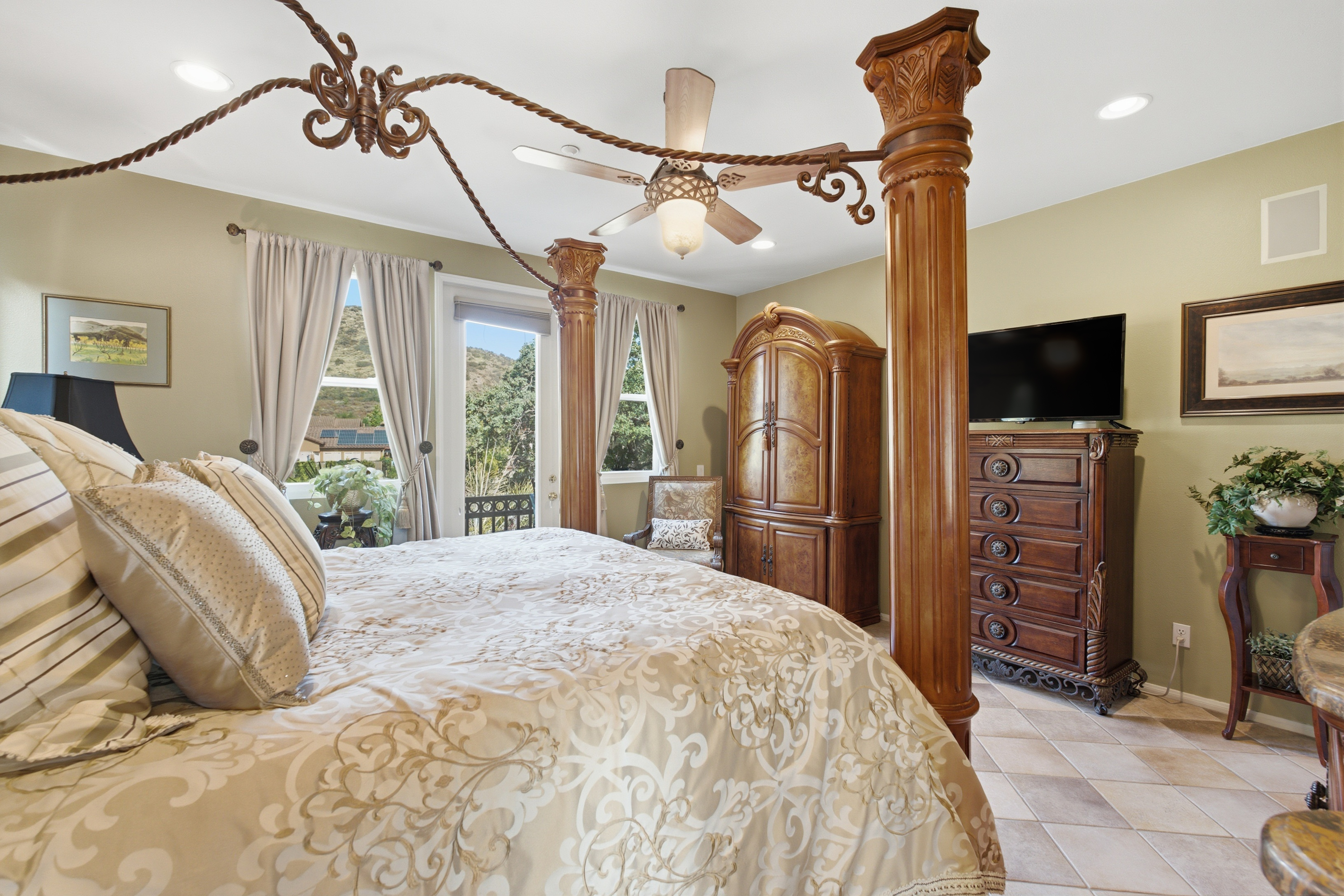 3320 Wild Oak Lane, Escondido, CA 92027 - 物件實景