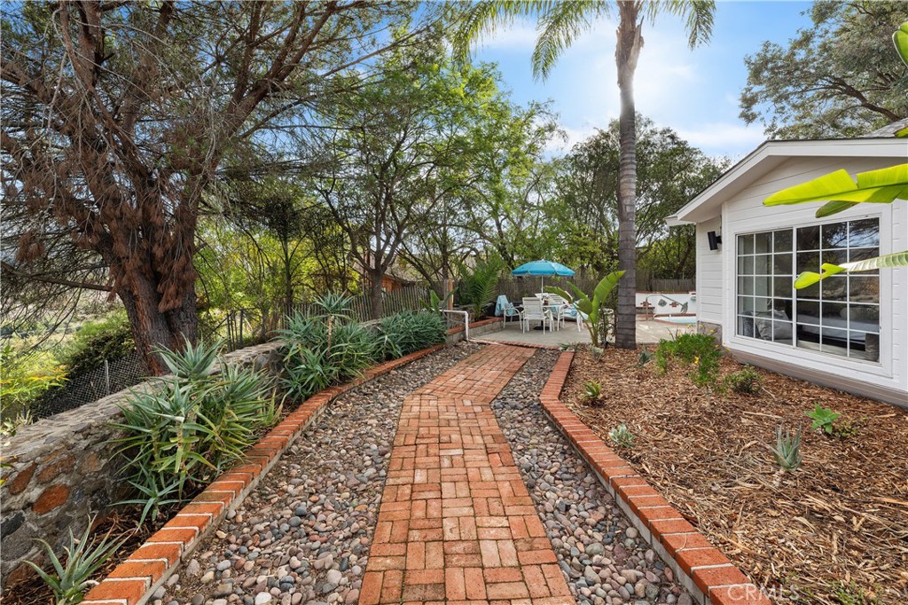 Fallbrook, California, 92028, United States, 5 Bedrooms Bedrooms, ,3 BathroomsBathrooms,Residential,For Sale,2003504