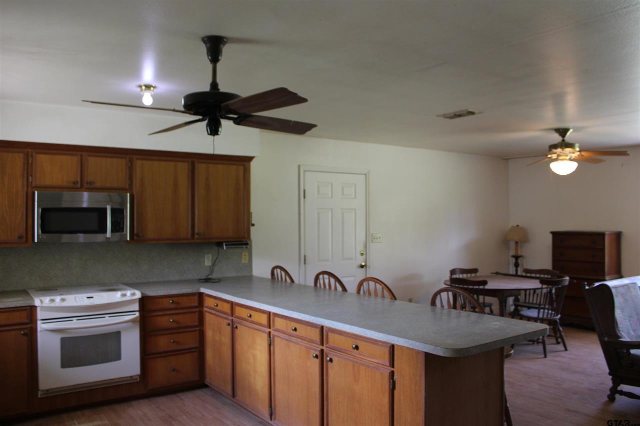 Jacksonville, Texas, 75766, United States, 2 Bedrooms Bedrooms, ,1 BathroomBathrooms,Residential,For Sale,1984164
