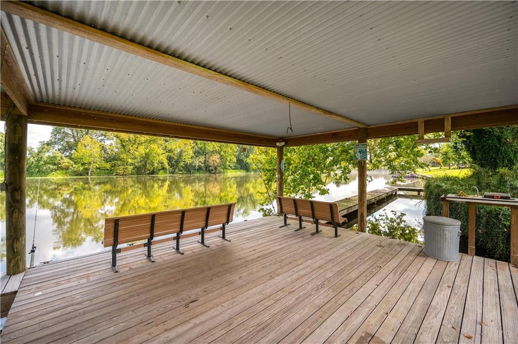 Natchez, Louisiana, 71456, United States, 4 Bedrooms Bedrooms, ,3 BathroomsBathrooms,Residential,For Sale,1975499