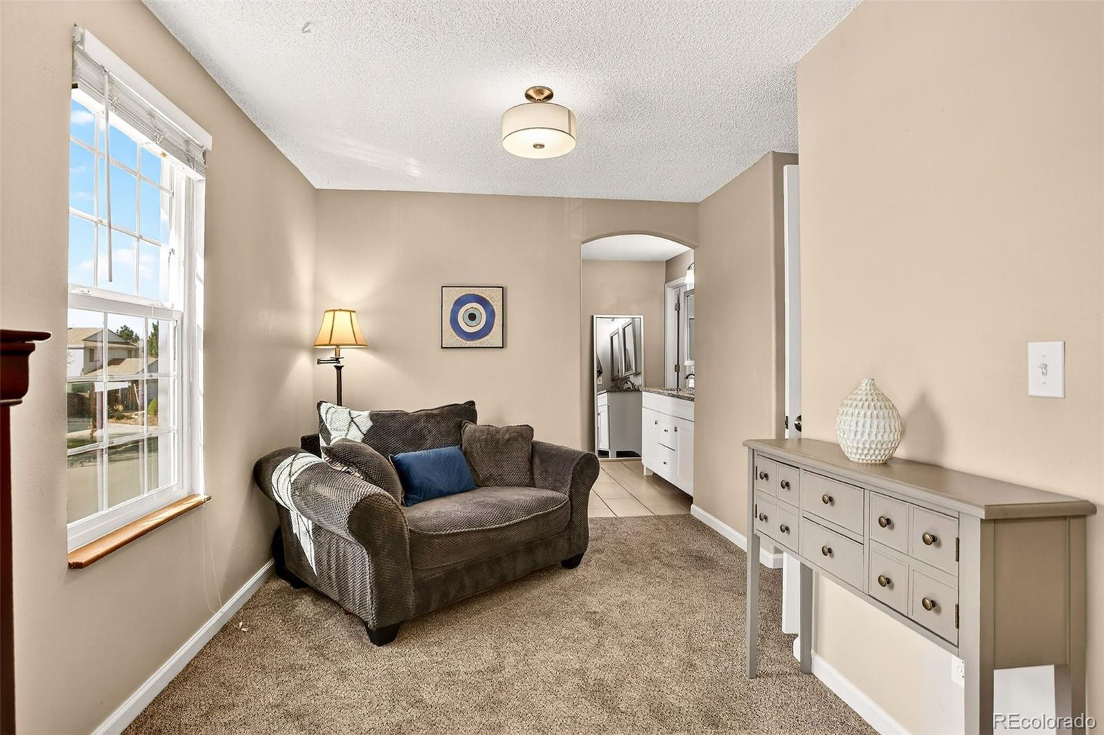 Centennial, Colorado, 80015, United States, 4 Bedrooms Bedrooms, ,2 BathroomsBathrooms,Residential,For Sale,1988993