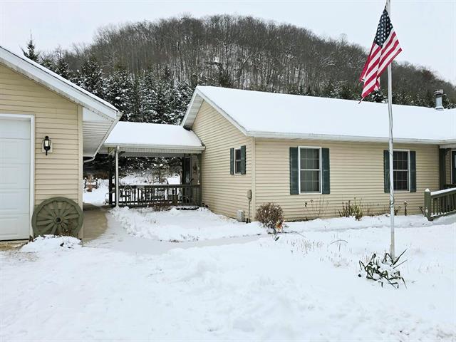 Gays Mills, Wisconsin, 54631, United States, 3 Bedrooms Bedrooms, ,3 BathroomsBathrooms,Residential,For Sale,2006070
