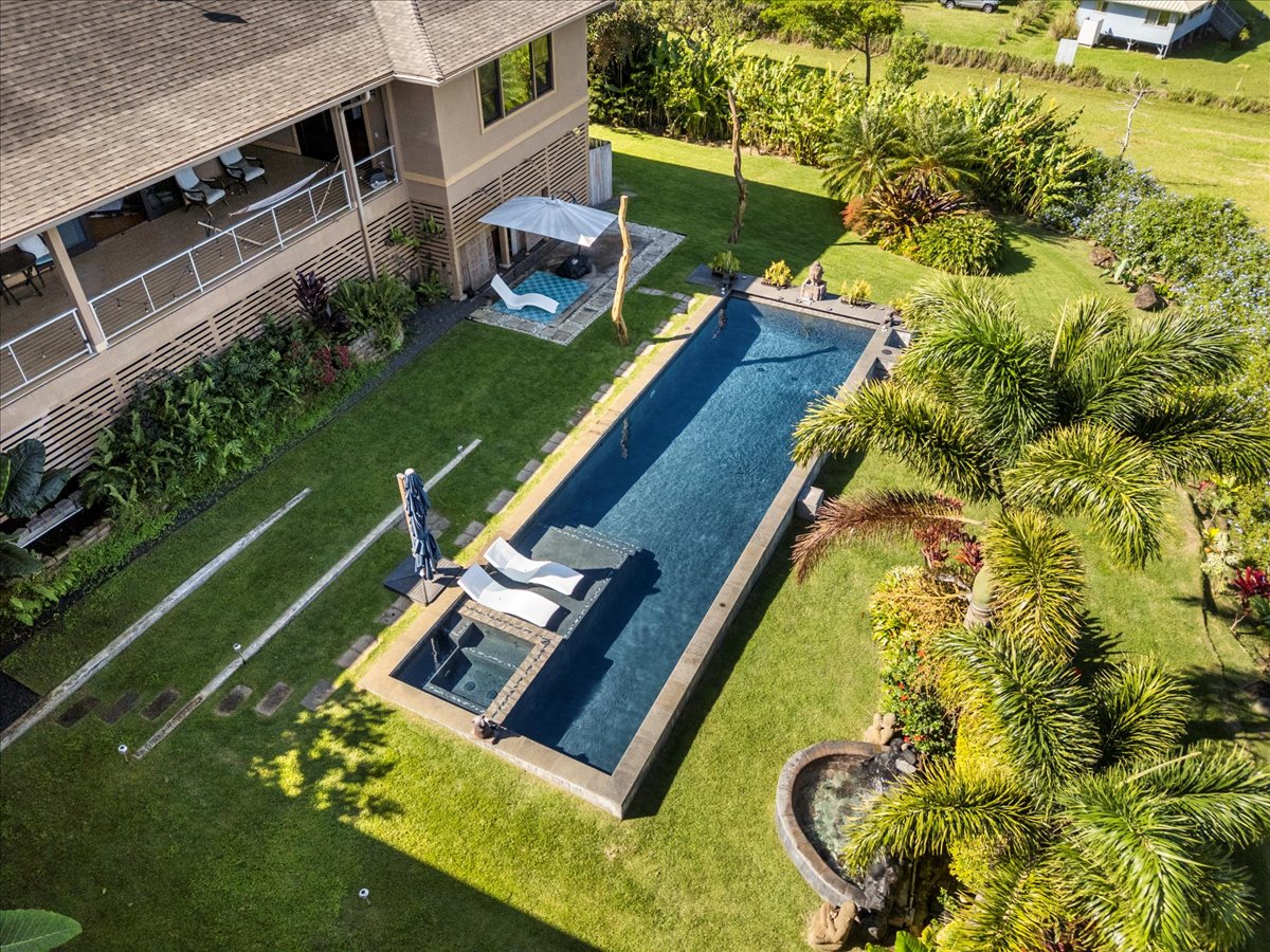 Haiku, Hawaii, 96708, United States, 4 Bedrooms Bedrooms, ,3 BathroomsBathrooms,Residential,For Sale,2002523