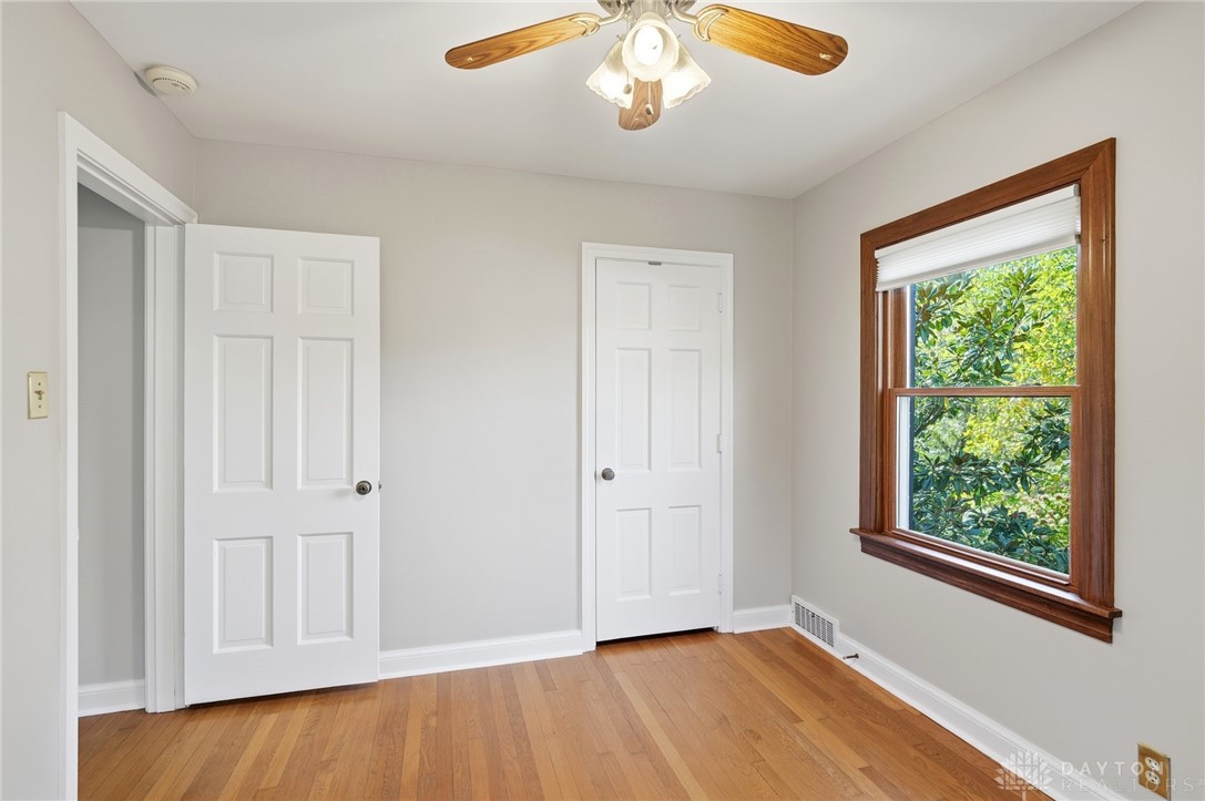 Oakwood, Ohio, 45409, United States, 4 Bedrooms Bedrooms, ,3 BathroomsBathrooms,Residential,For Sale,1987886