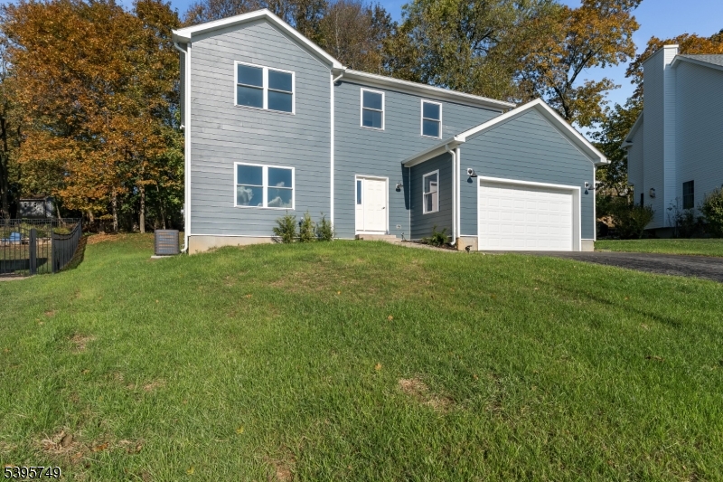 Washington Boro, New Jersey, 07882, United States, 4 Bedrooms Bedrooms, ,3 BathroomsBathrooms,Residential,For Sale,1987811