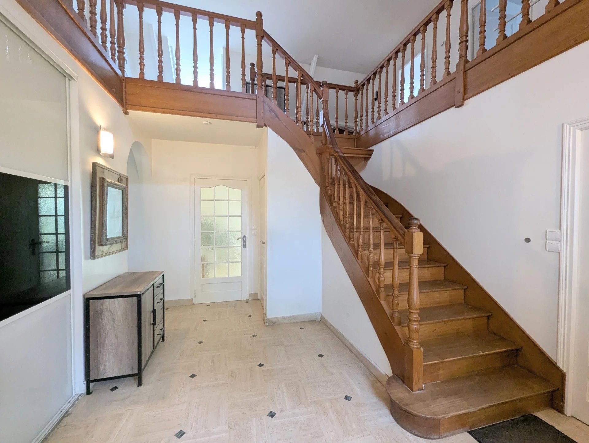 Azay-sur-Cher, Centre-Val de Loire, 37270, FR, ,Residential,For Sale,1990961