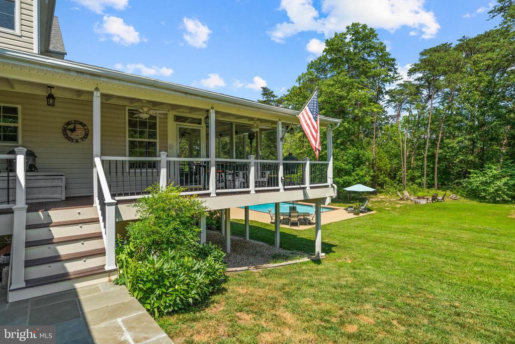 Broadlands, Virginia, 20148, United States, 5 Bedrooms Bedrooms, ,5 BathroomsBathrooms,Residential,For Sale,1977540