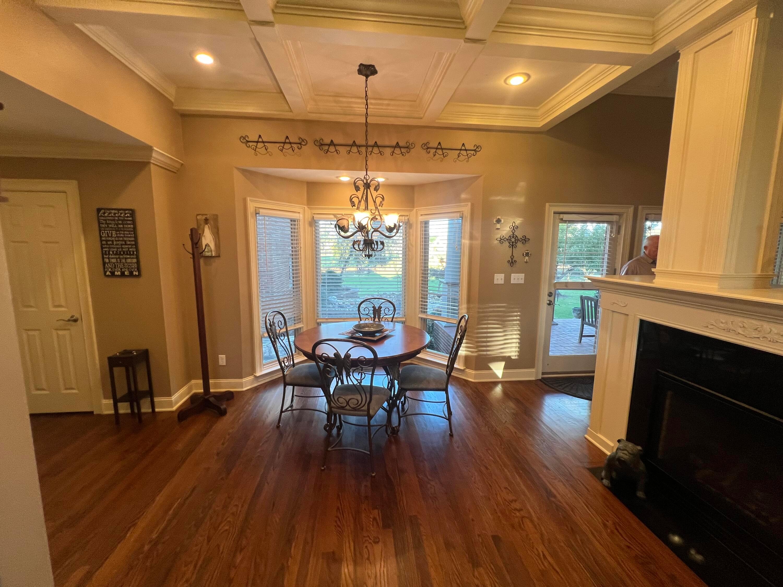 Tupelo, Mississippi, 38801, United States, 4 Bedrooms Bedrooms, ,6 BathroomsBathrooms,Residential,For Sale,1787715