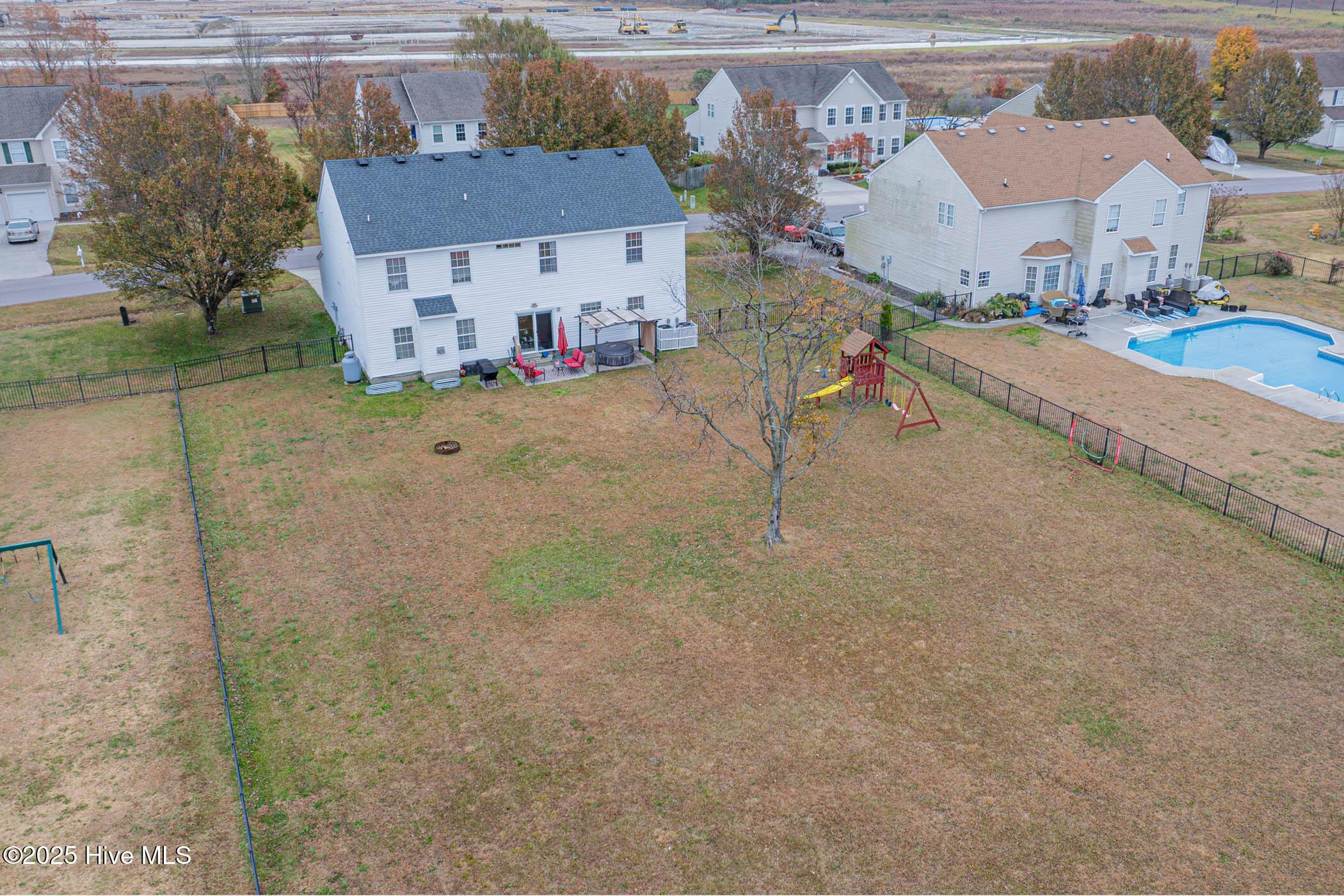 Moyock, North Carolina, 27958, United States, 6 Bedrooms Bedrooms, ,3 BathroomsBathrooms,Residential,For Sale,1997341
