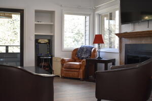 4112 BLUFF CONDO Dr, Sun Valley, Idaho, 83353, United States, 1 Bedroom Bedrooms, ,1 BathroomBathrooms,Residential,For Sale,4112 BLUFF CONDO Dr,1665055