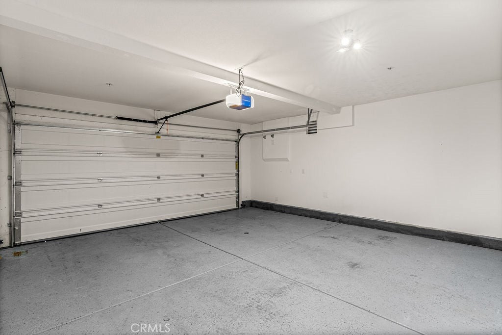 Lake Elsinore, California, 92532, United States, 3 Bedrooms Bedrooms, ,3 BathroomsBathrooms,Residential,For Sale,1979184