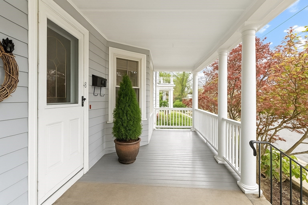 Beverly, Massachusetts, 01915, United States, 4 Bedrooms Bedrooms, ,3 BathroomsBathrooms,Residential,For Sale,1987739