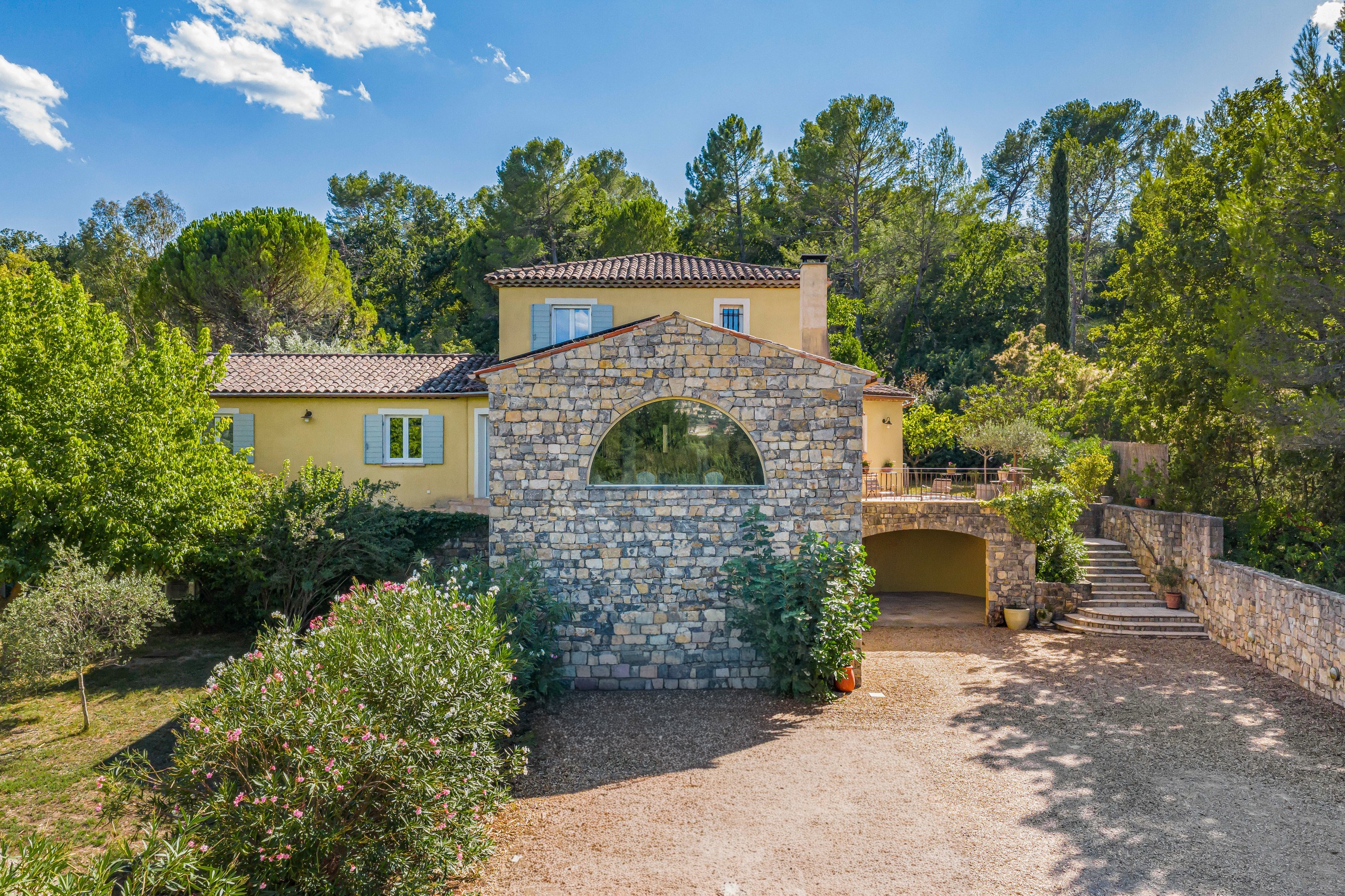  Fayence, 260 sqm Provençal villa with pool, independent studio and 3,800 sqm gr… - 物件實景