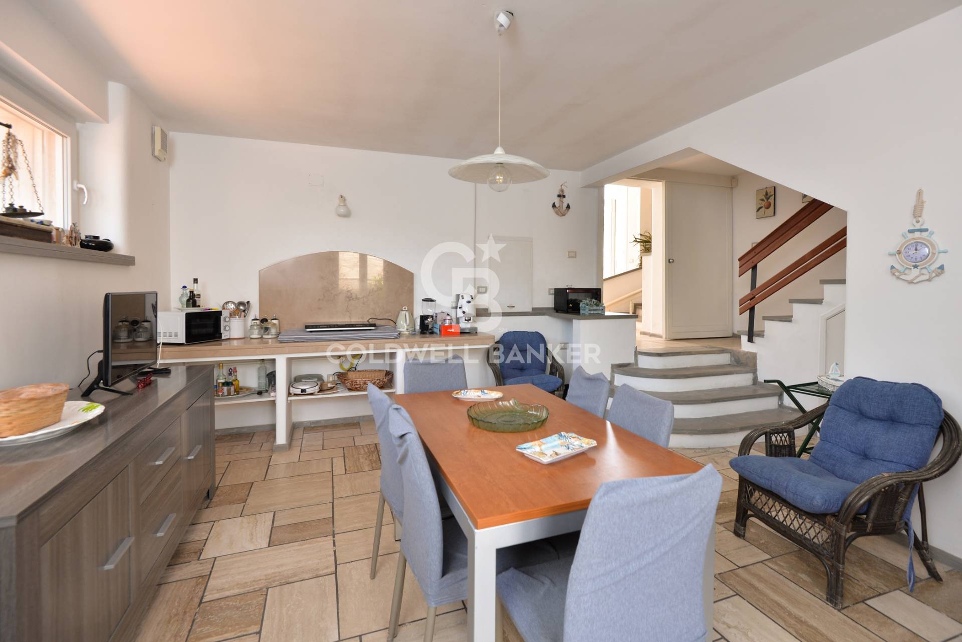 Lecce, Lecce, 73100, IT, 5 Bedrooms Bedrooms, ,3 BathroomsBathrooms,Residential,For Sale,1877519