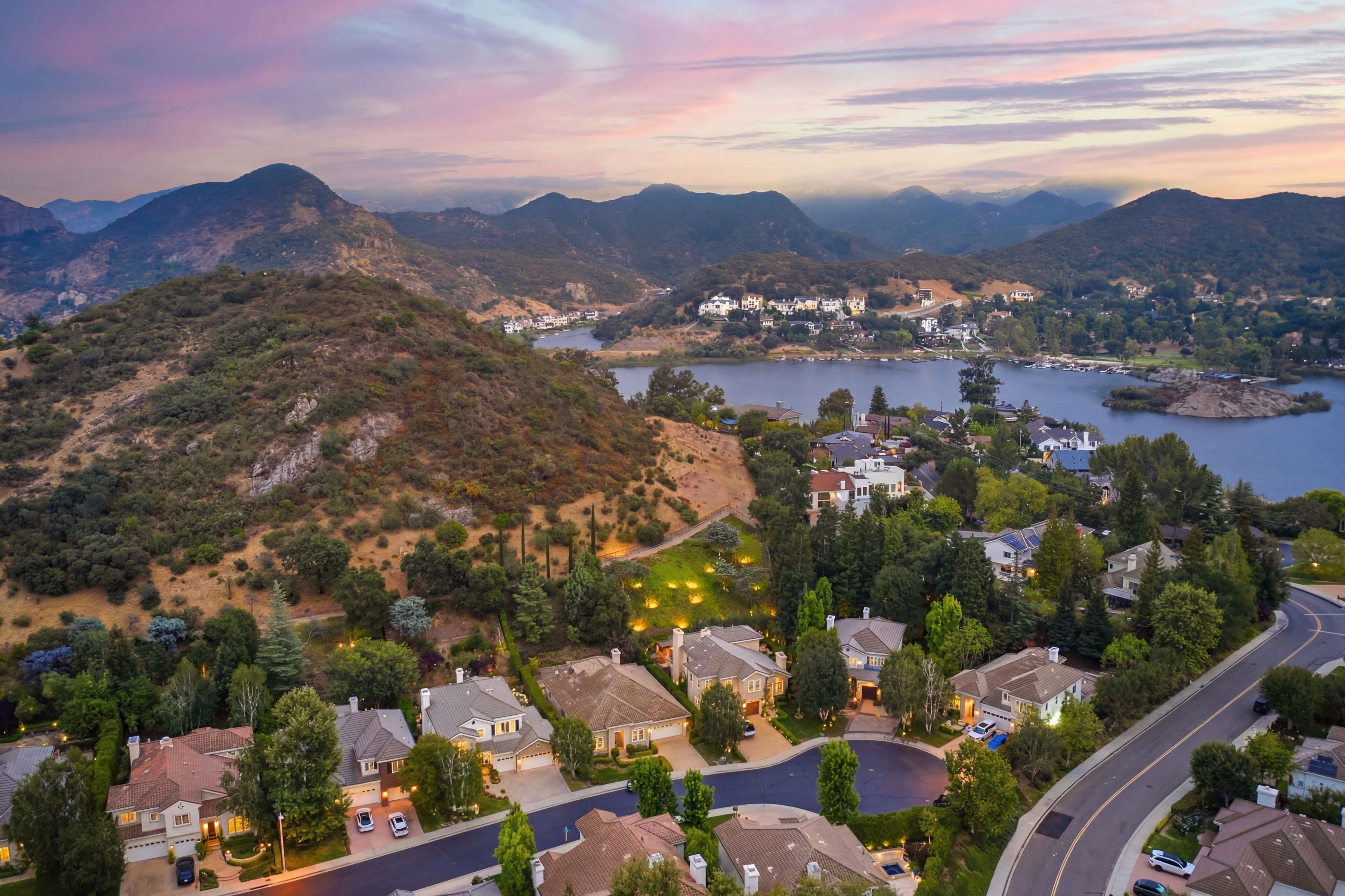  254 Baybrook Court, Lake Sherwood - 物件實景