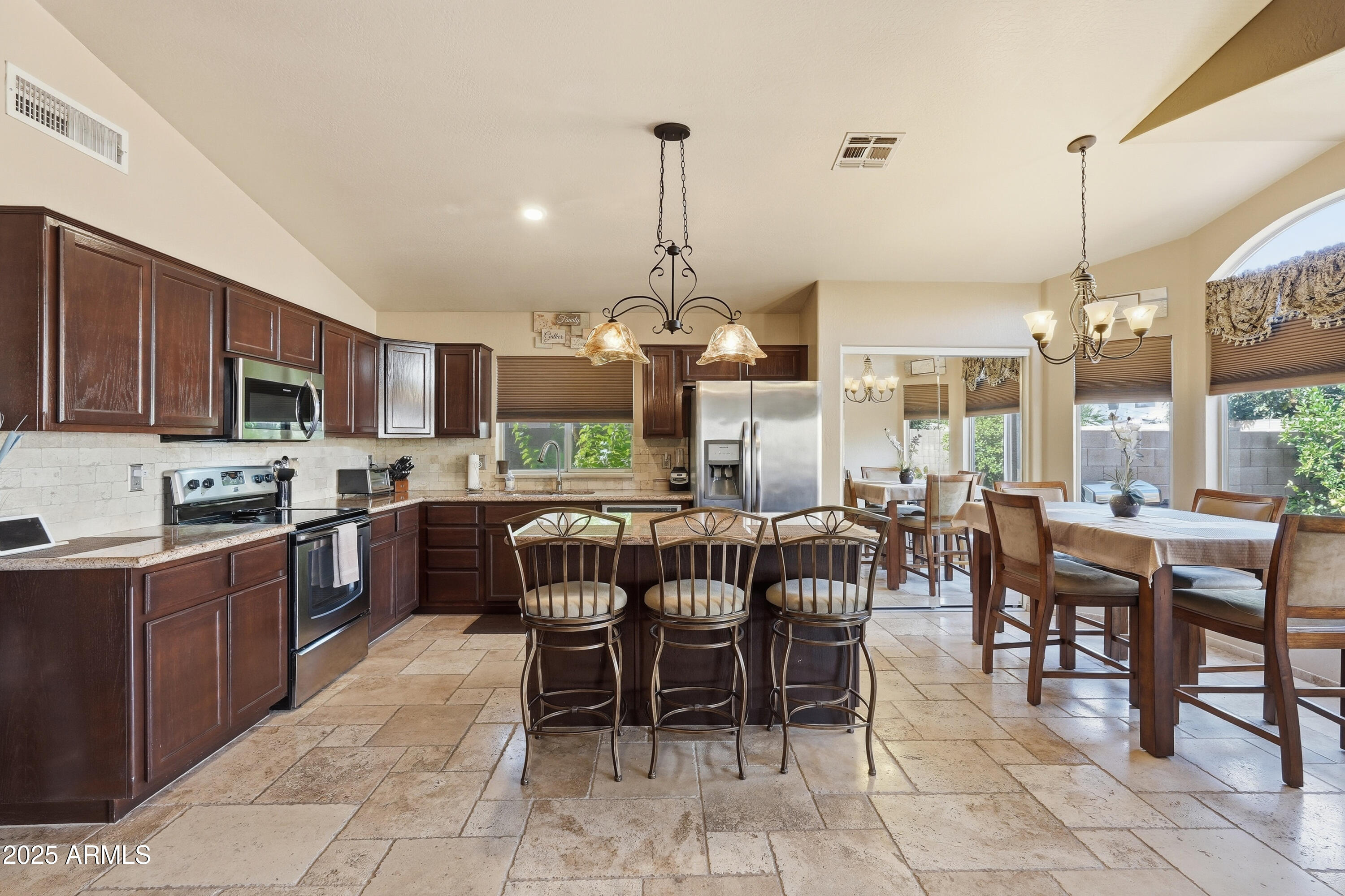 Phoenix, Arizona, 85024, United States, 3 Bedrooms Bedrooms, ,2 BathroomsBathrooms,Residential,For Sale,1995544