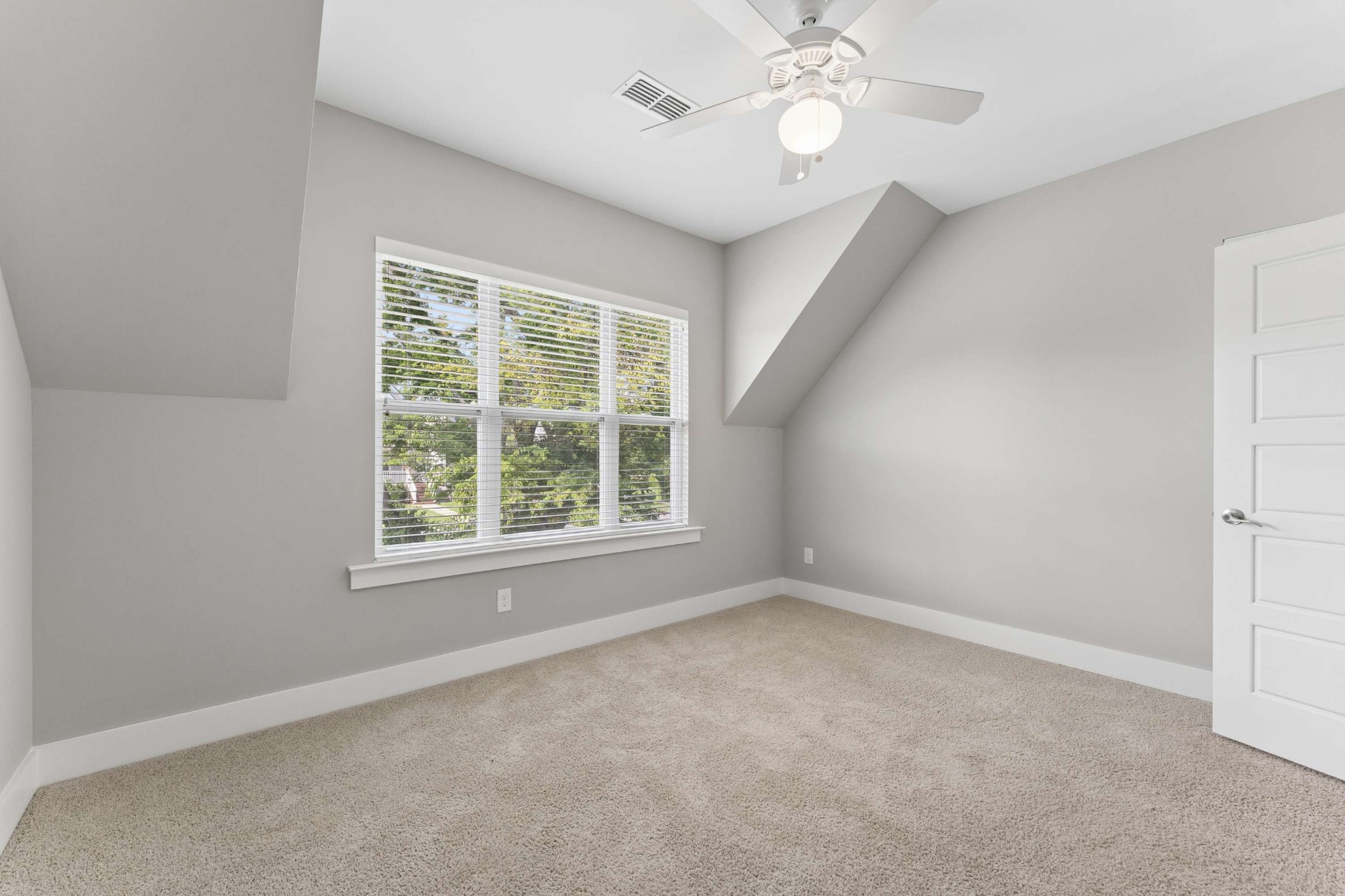  5411 Kentucky Ave, Nashville, TN, 37209 - 物件實景