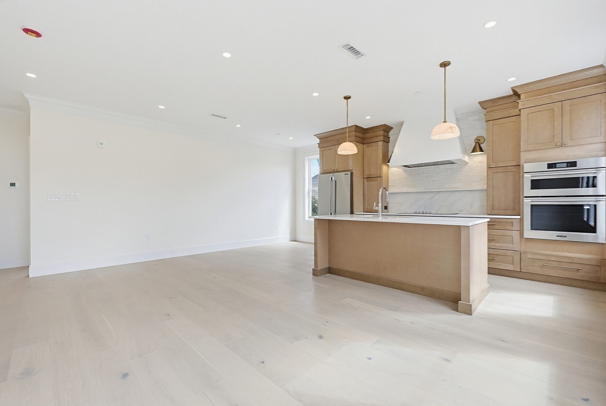 Brighton, Massachusetts, 02135, United States, 4 Bedrooms Bedrooms, ,4 BathroomsBathrooms,Residential,For Sale,2030744