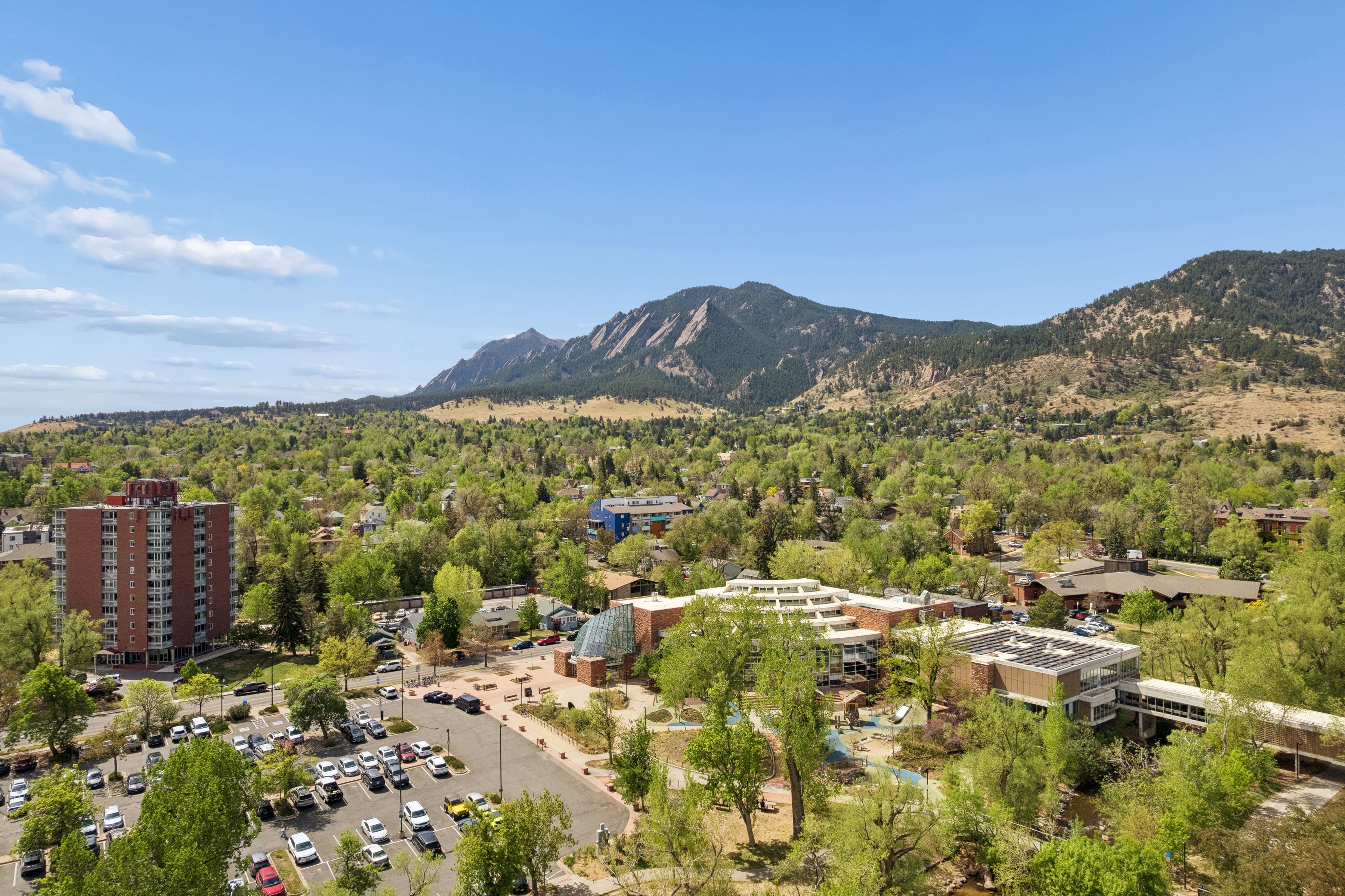  Boulder Living at it
