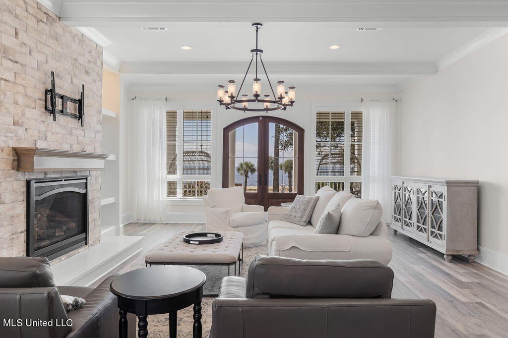 Gulfport, Mississippi, 39501, United States, 4 Bedrooms Bedrooms, ,3 BathroomsBathrooms,Residential,For Sale,1974056