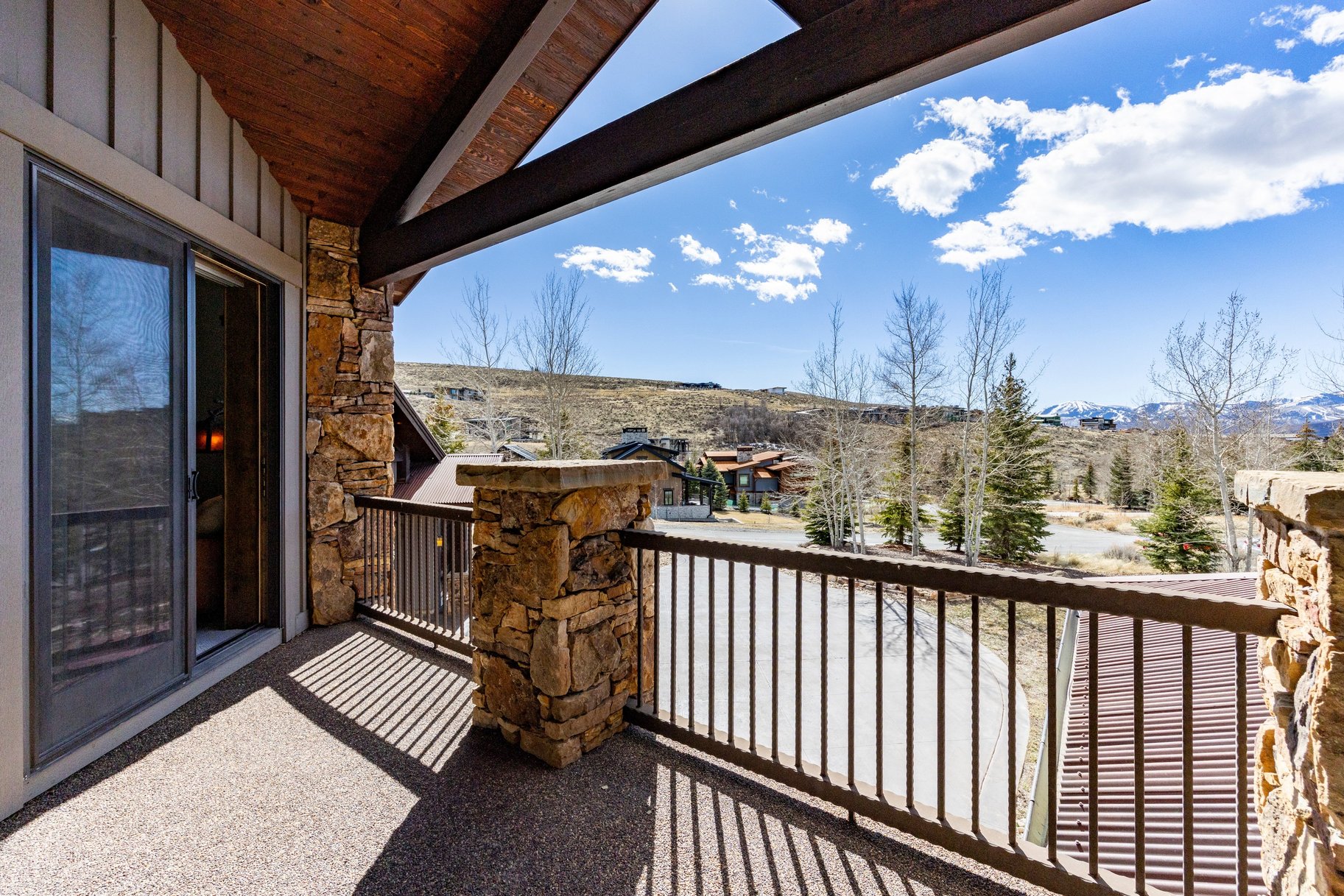 A True Mountain Escape in Promontory with Golf and Ski Views - 物件實景