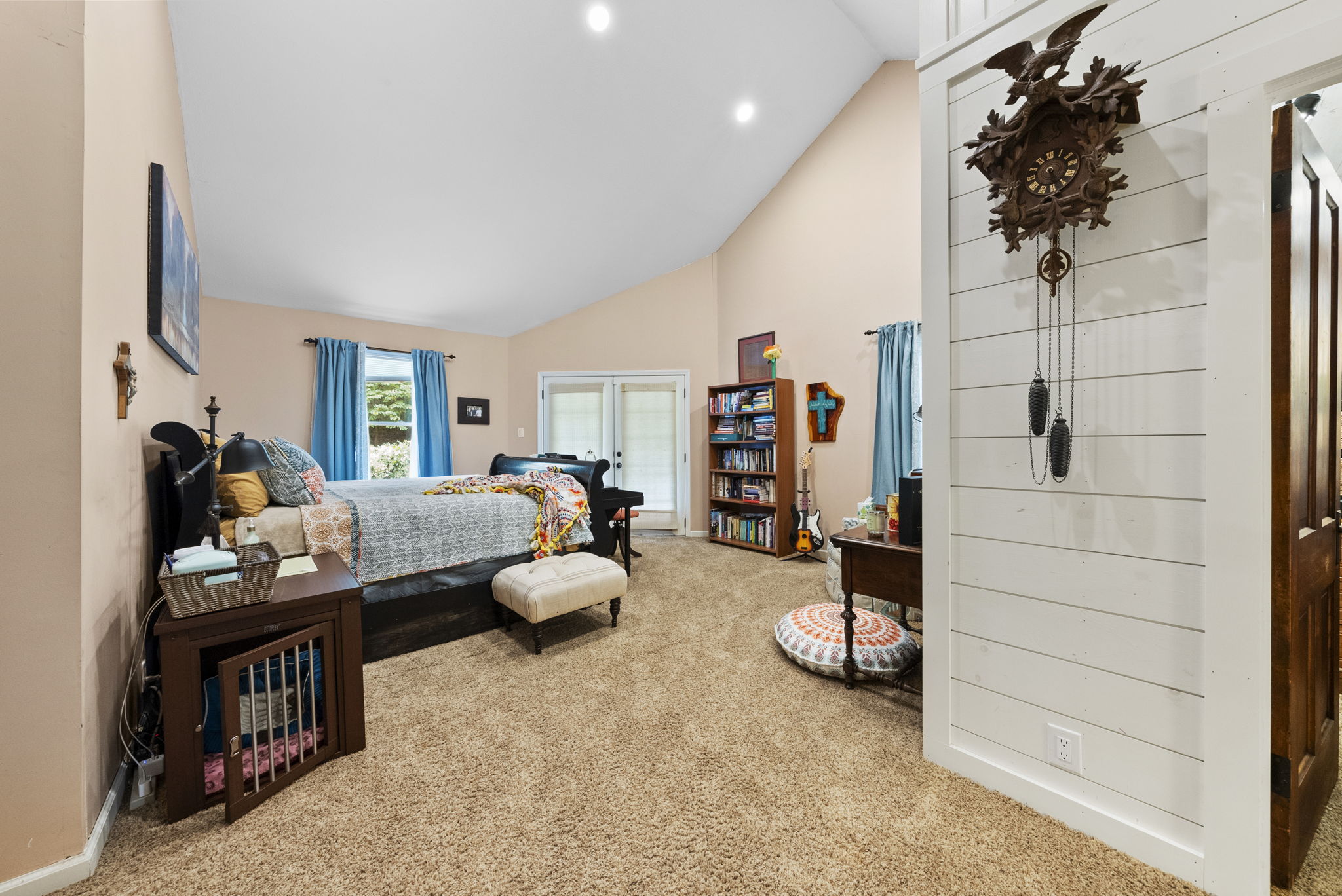 Bloomfield, Indiana, 47424, United States, 3 Bedrooms Bedrooms, ,2 BathroomsBathrooms,Residential,For Sale,1976098