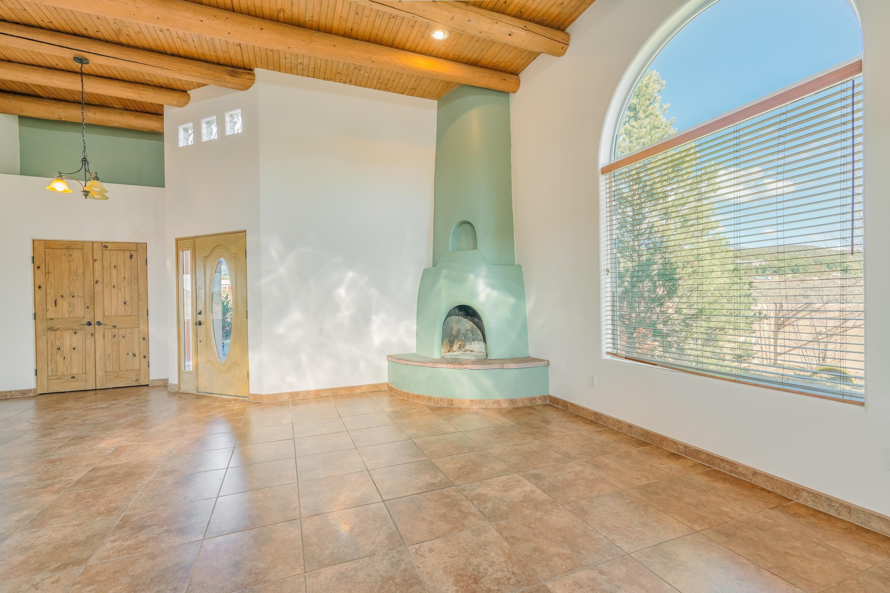 Arroyo Hondo, New Mexico, 87513, United States, 2 Bedrooms Bedrooms, ,2 BathroomsBathrooms,Residential,For Sale,1995561