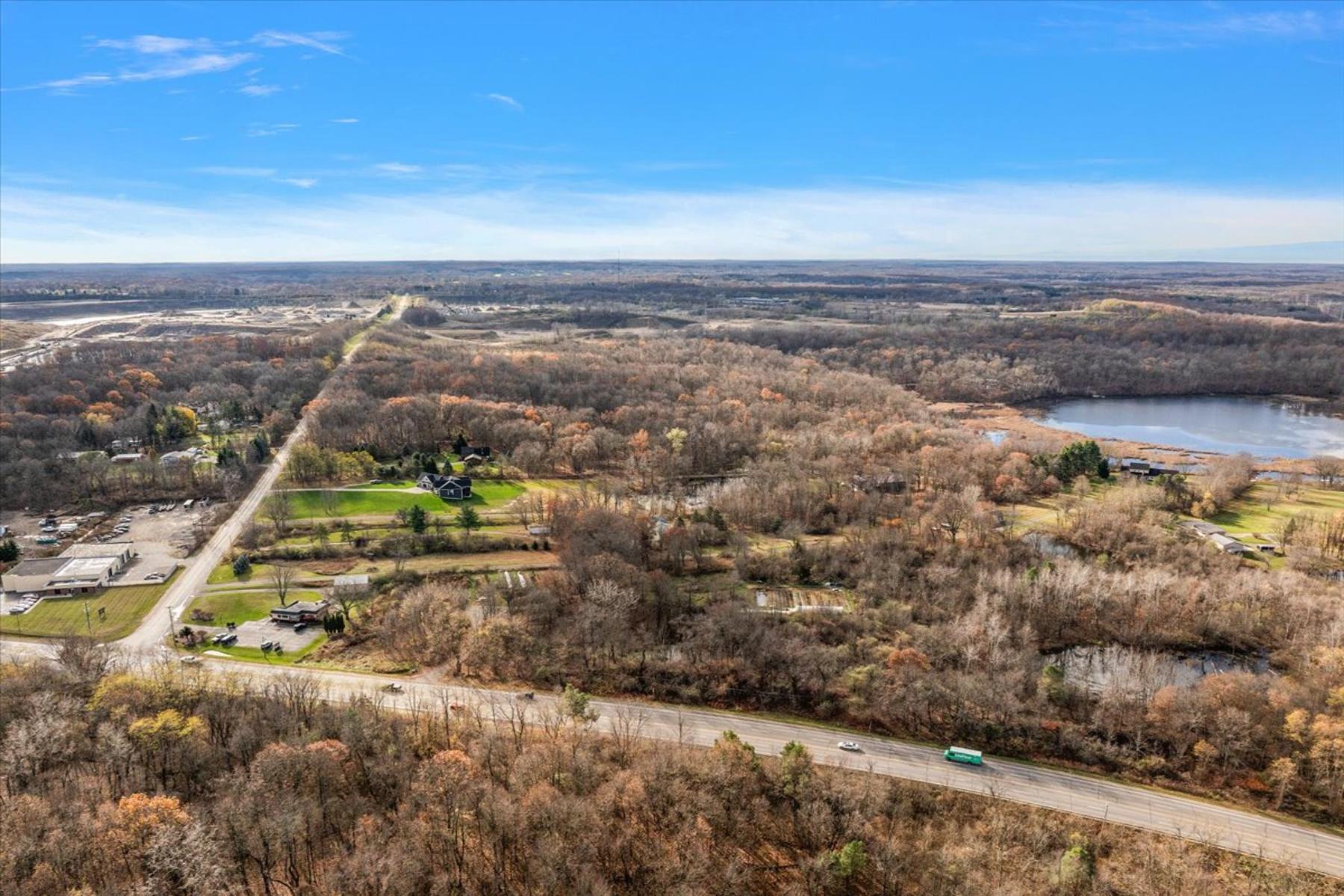  Groveland Twp - 物件實景