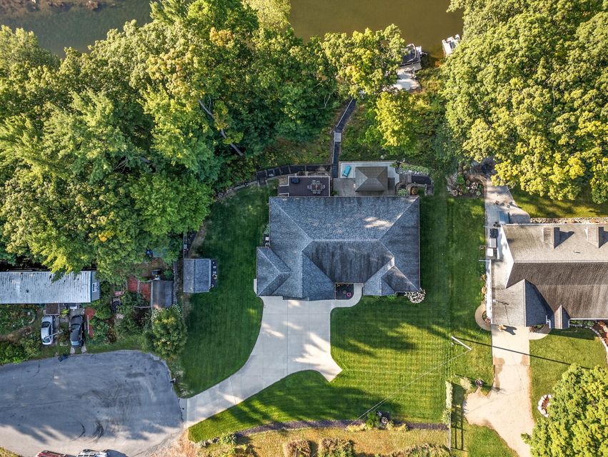 Big Rapids, Michigan, 49307, United States, 3 Bedrooms Bedrooms, ,4 BathroomsBathrooms,Residential,For Sale,1976014