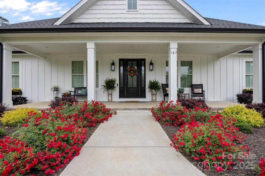 Bostic, North Carolina, 28018, United States, 3 Bedrooms Bedrooms, ,3 BathroomsBathrooms,Residential,For Sale,1875205