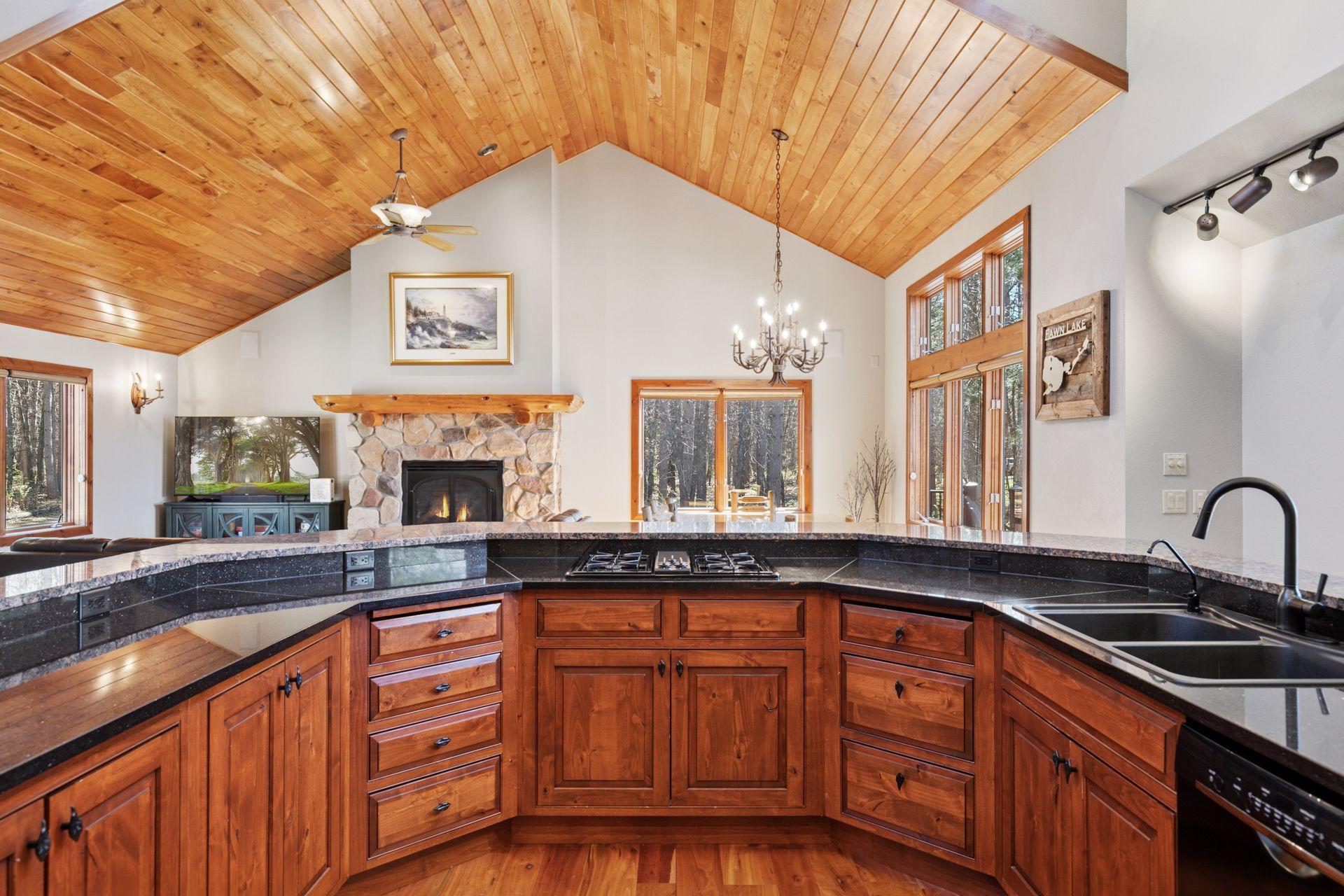 Crosslake, Minnesota, 56442, United States, 4 Bedrooms Bedrooms, ,4 BathroomsBathrooms,Residential,For Sale,1902689